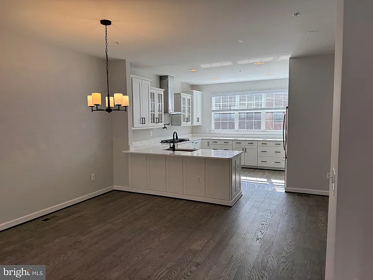 620 Leigh Way — Photo 21