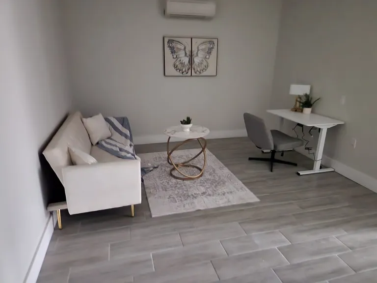 124-130 Ellis Ave #404 — Photo 10