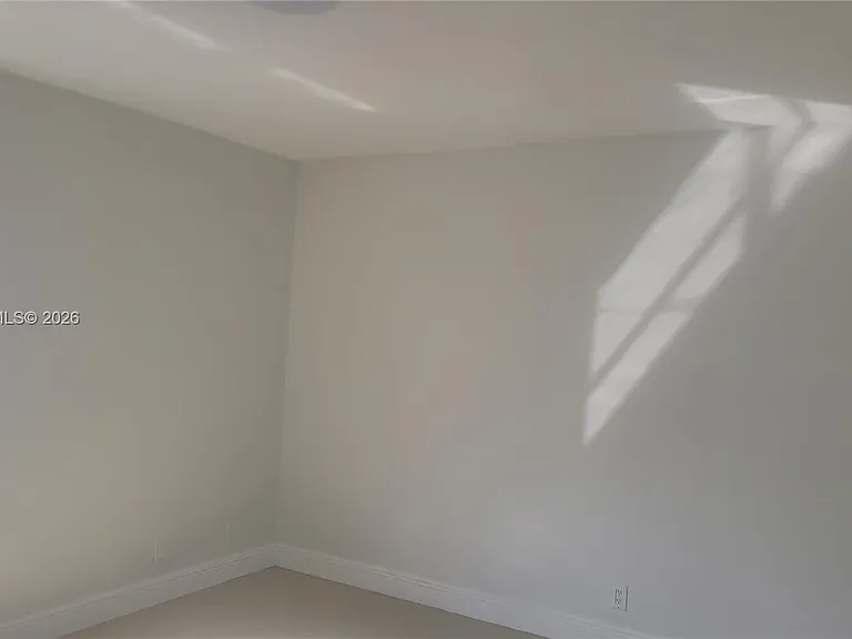 11202 Taft St #11202 — Photo 24