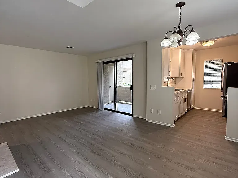 10371 Azuaga St #151 — Photo 2