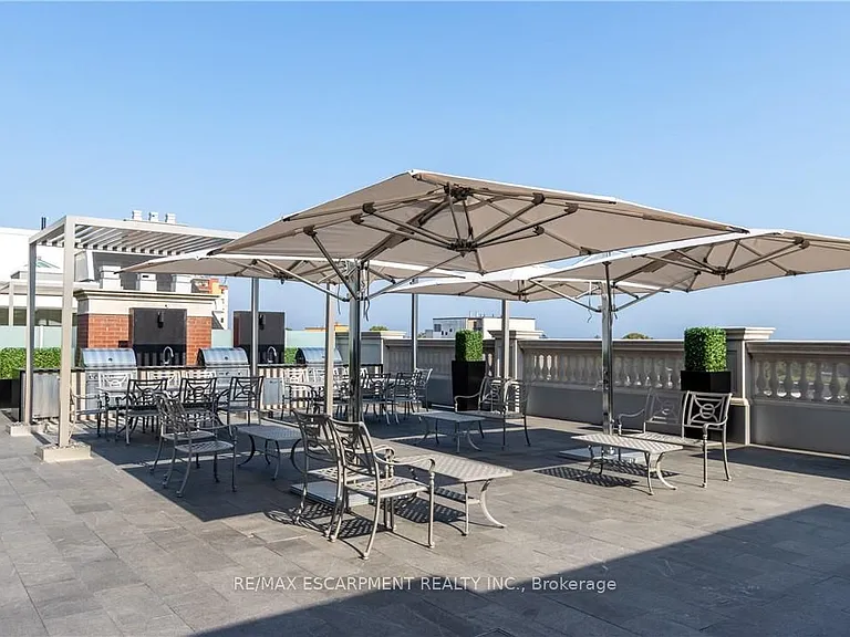 300 Randall St #Penthouse 1 — Photo 49