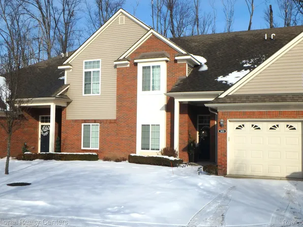 3653 Eagle Creek Dr, Shelby Township, MI 48317