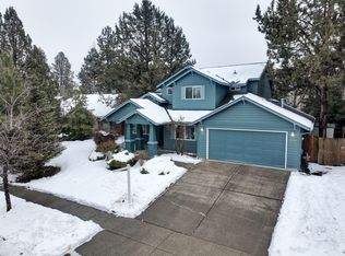19971 Cliffrose Dr, Bend, OR 97702