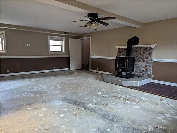 4th image of 11269 Carriage Hill Dr
