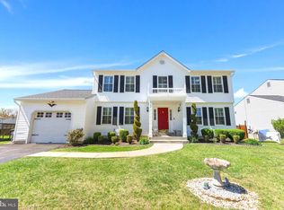 8102 Maxfield Dr, Clinton, MD 20735