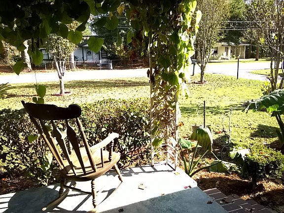 3rd image of 508 W Howard Dr