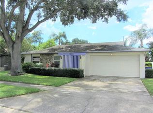 10722 118th St, Seminole, FL 33778