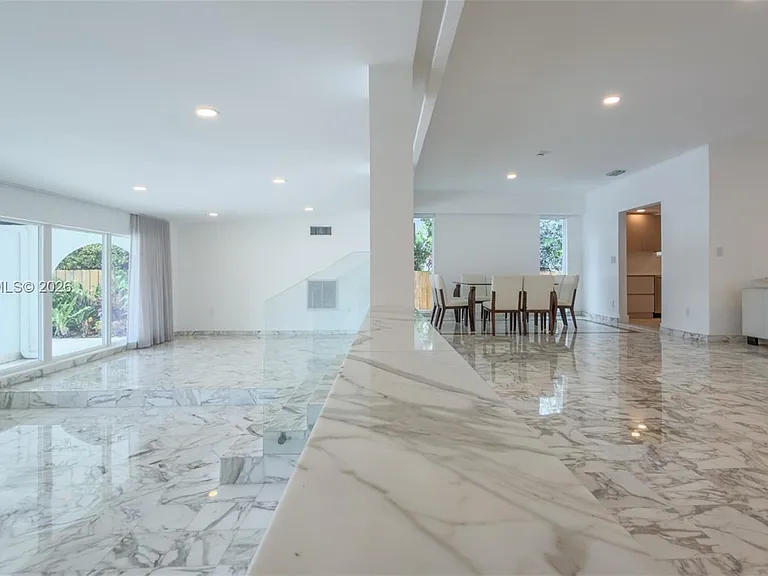 1690 Daytonia Rd — Photo 22