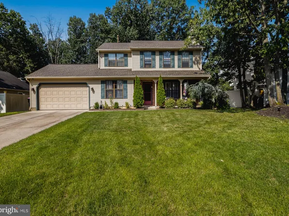 2 Aspen Rd, Sicklerville, NJ 08081