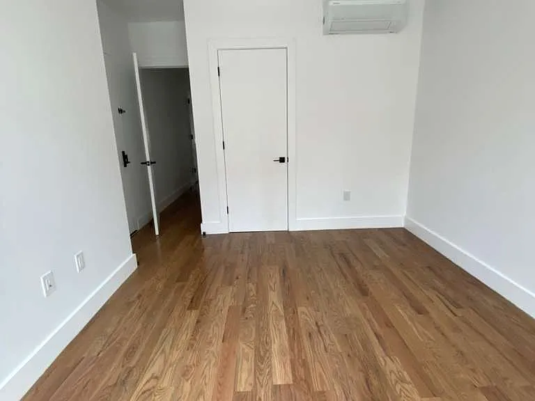 286 Hawthorne Ave #2 — Photo 12