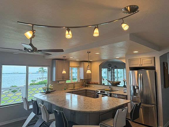 3rd image of 767 John Ringling Blvd #S-27-28