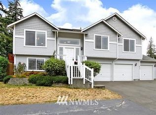 18830 38th Ave W, Lynnwood, WA 98036