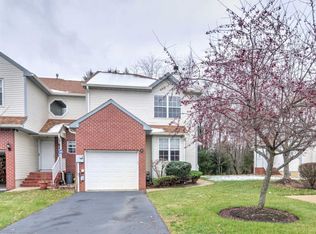 81 Drew Ct, Manalapan, NJ