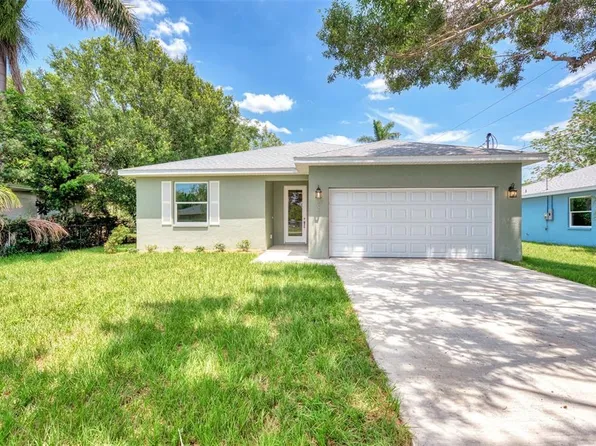 3217 3rd St E, Bradenton, FL 34208
