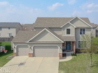 2970 Grey Hawk Dr, Normal, IL 61761