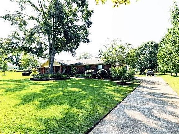2nd image of 3228 Mimosa Dr