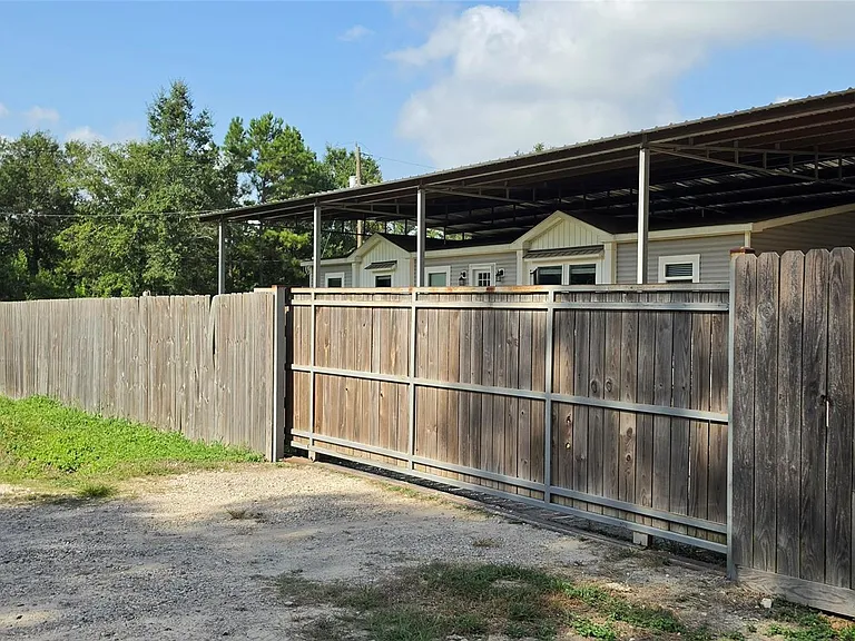 2571 Lee Turner Rd — Photo 4