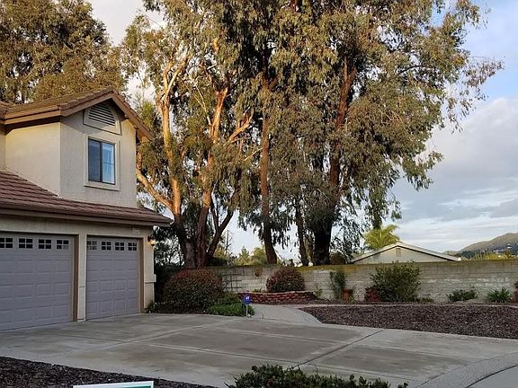 2nd image of 3983 Santa Tomas Pl