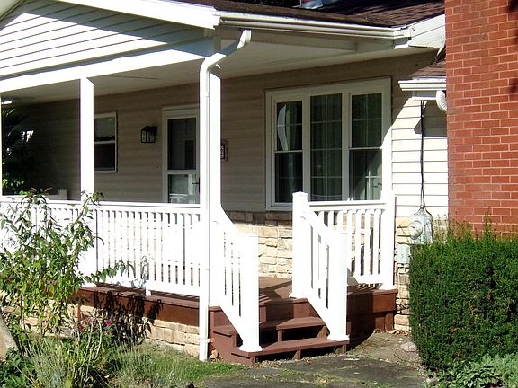 4th image of 11612 Kemp Dr NW