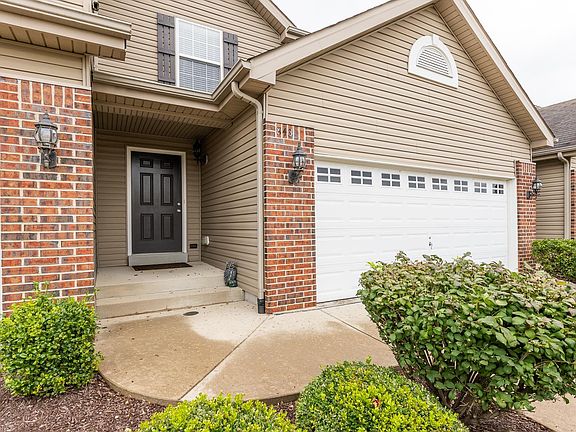 2nd image of 843 Foxgrove Dr