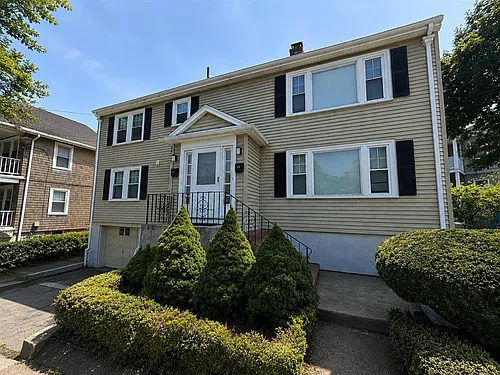 14 Grove St Photo 1