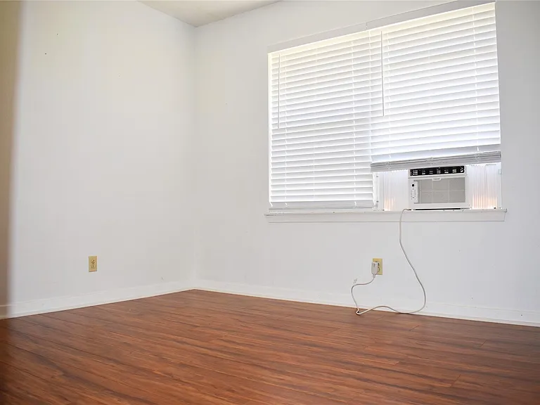 5126 Beechnut St — Photo 14