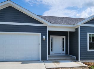 8035 Cortez Dr, Brighton, MI 48114