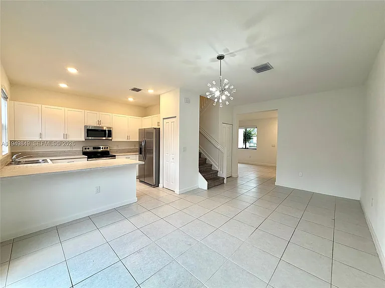21050 NE 8th Ave — Photo 8