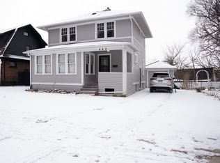 440 Raymond St, Elgin, IL 60120