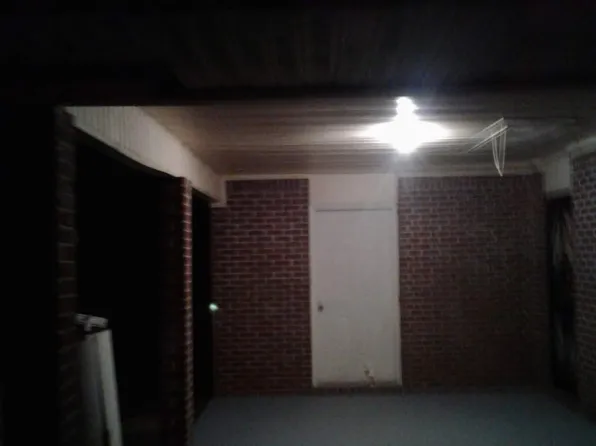 (undisclosed Address), West Point, MS 39773