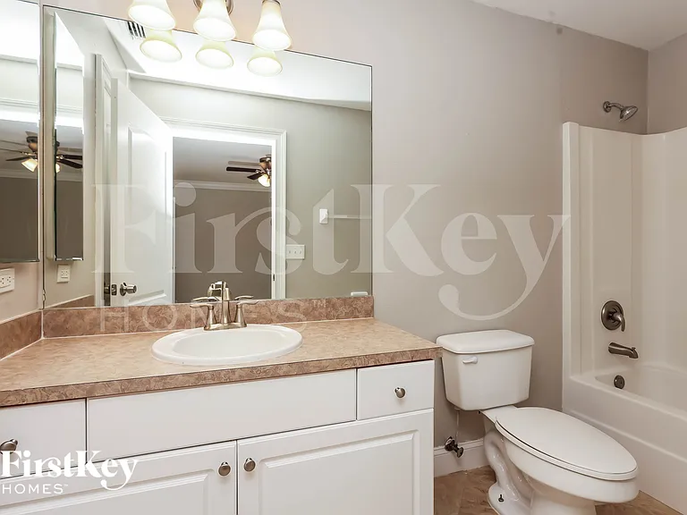 4210 22nd St SW — Photo 17