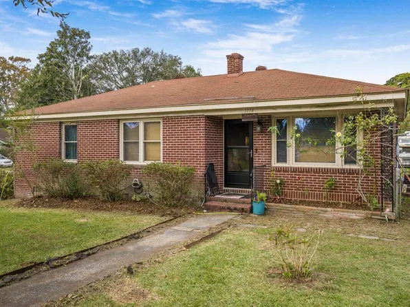 1774 Lady Ashley St, Charleston, SC 29412