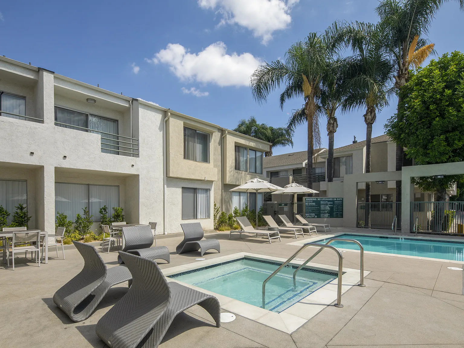 Sienna Residences — Photo 2