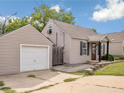 3413 S Sterling Ave, Independence, MO, 64052