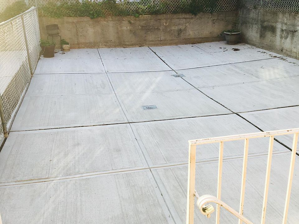 2nd image of 48 Bay 14th St #1