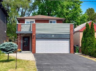 60 Madawaska Ave, Toronto, ON M2M 2R3