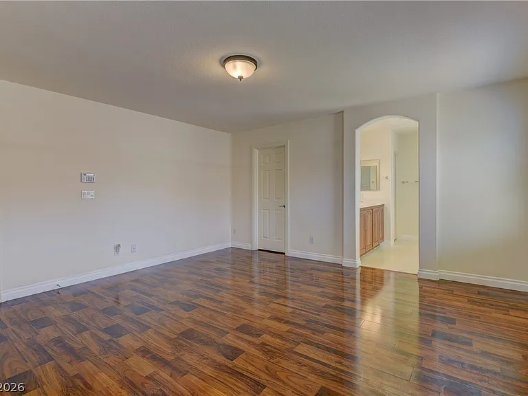 10201 Kermode Ct — Photo 15