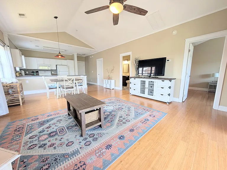 3947 Gladiola Ct #304 — Photo 20