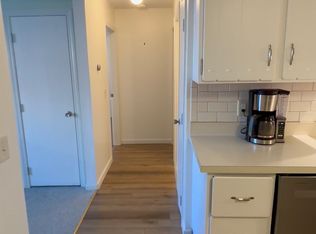 5 Cynthia Dr APT 19, North Providence, RI 02911