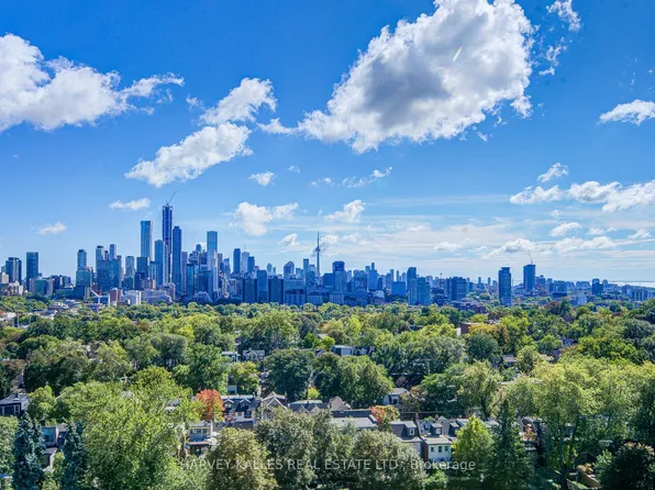 63 Saint Clair Ave W #1605, Toronto, ON M4V 2Y9