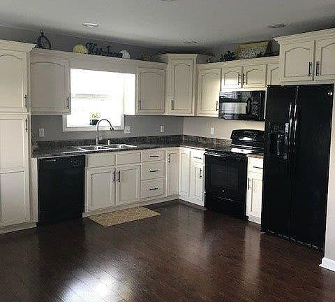 5th image of 616 Jennifer Dr