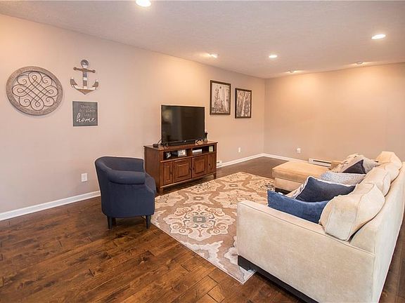 5th image of 311 Timberlane Dr