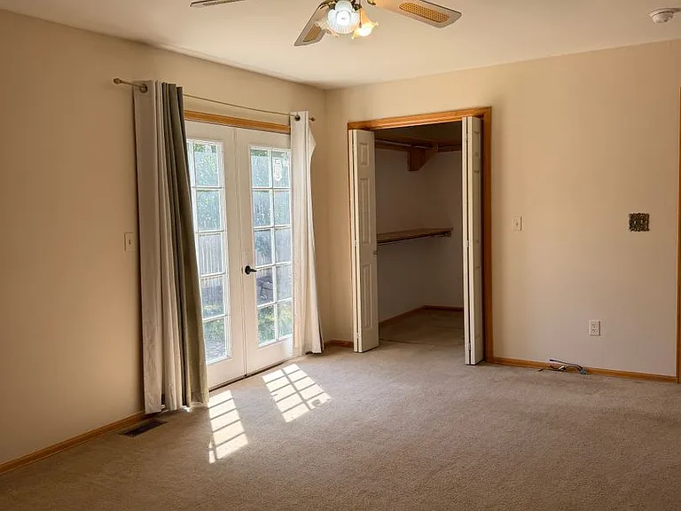 460 Palmetto Dr — Photo 10