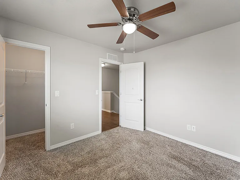 10873 Rowley Dr — Photo 18
