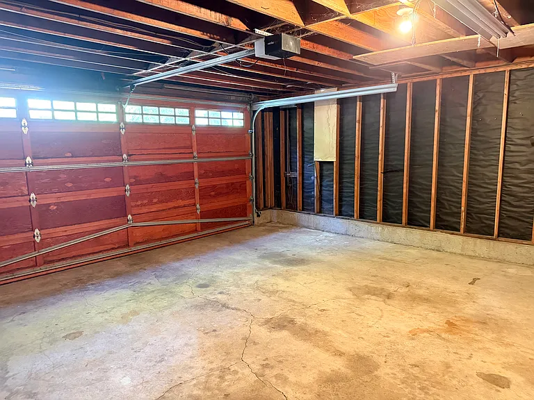 895 Marin Dr — Photo 30