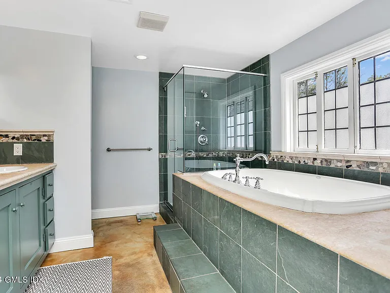 24 Juniper Ln — Photo 25