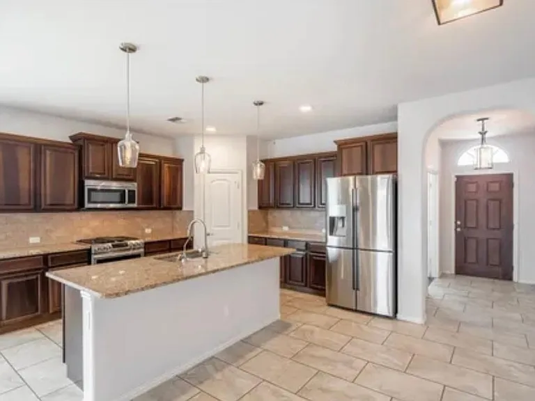 908 Founders Rd — Photo 2