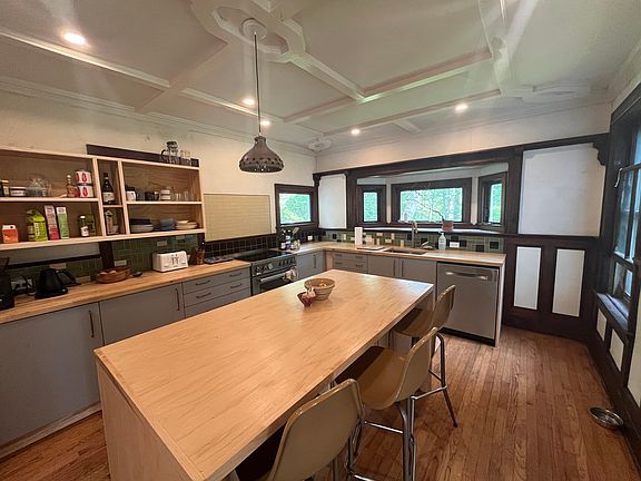5th image of 47 Laurel Way Ext #1