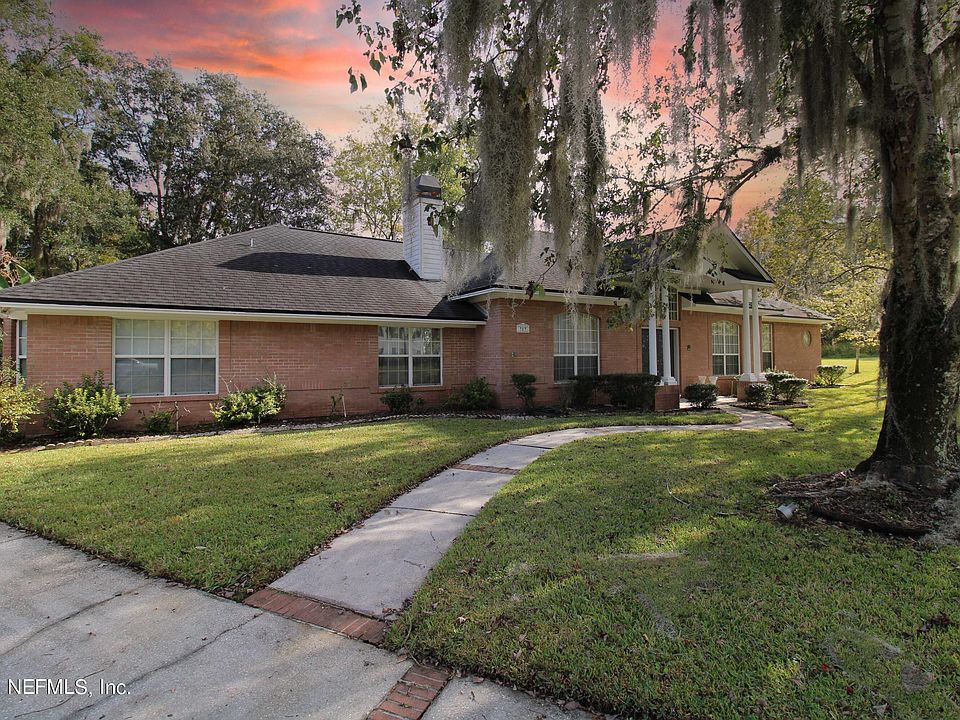 1st image of 717 Dove Creek Cir