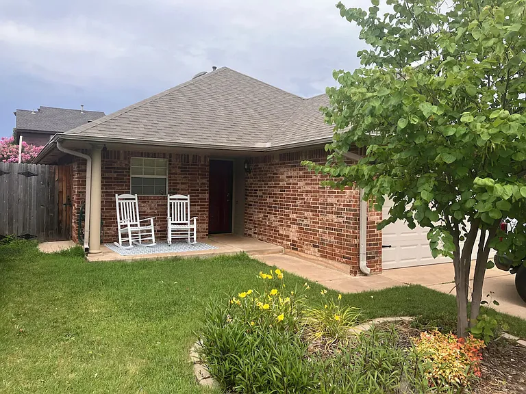 Meadows Dr — Photo 6